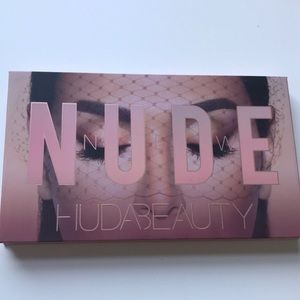Hudabeauty new nude palette